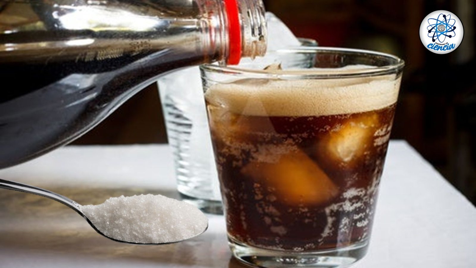 El azúcar oculto en Coca-Cola: 10 cucharaditas por lata