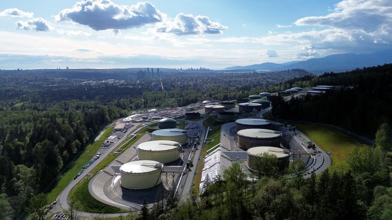 noticiaspuertosantacruz.com.ar - Imagen extraida de: https://finance.yahoo.com/news/oil-pipeline-capacity-spare-canadian-101137986.html