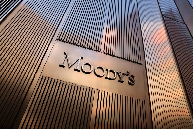 noticiaspuertosantacruz.com.ar - Imagen extraida de: https://finance.yahoo.com/news/moodys-warns-significant-ratings-impact-145211011.html