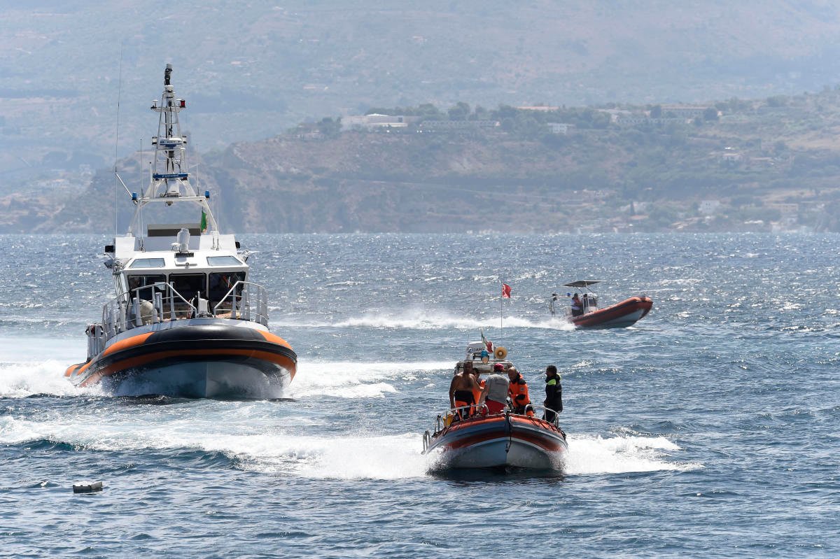 noticiaspuertosantacruz.com.ar - Imagen extraida de: https://finance.yahoo.com/news/known-sinking-luxury-yacht-off-133441050.html