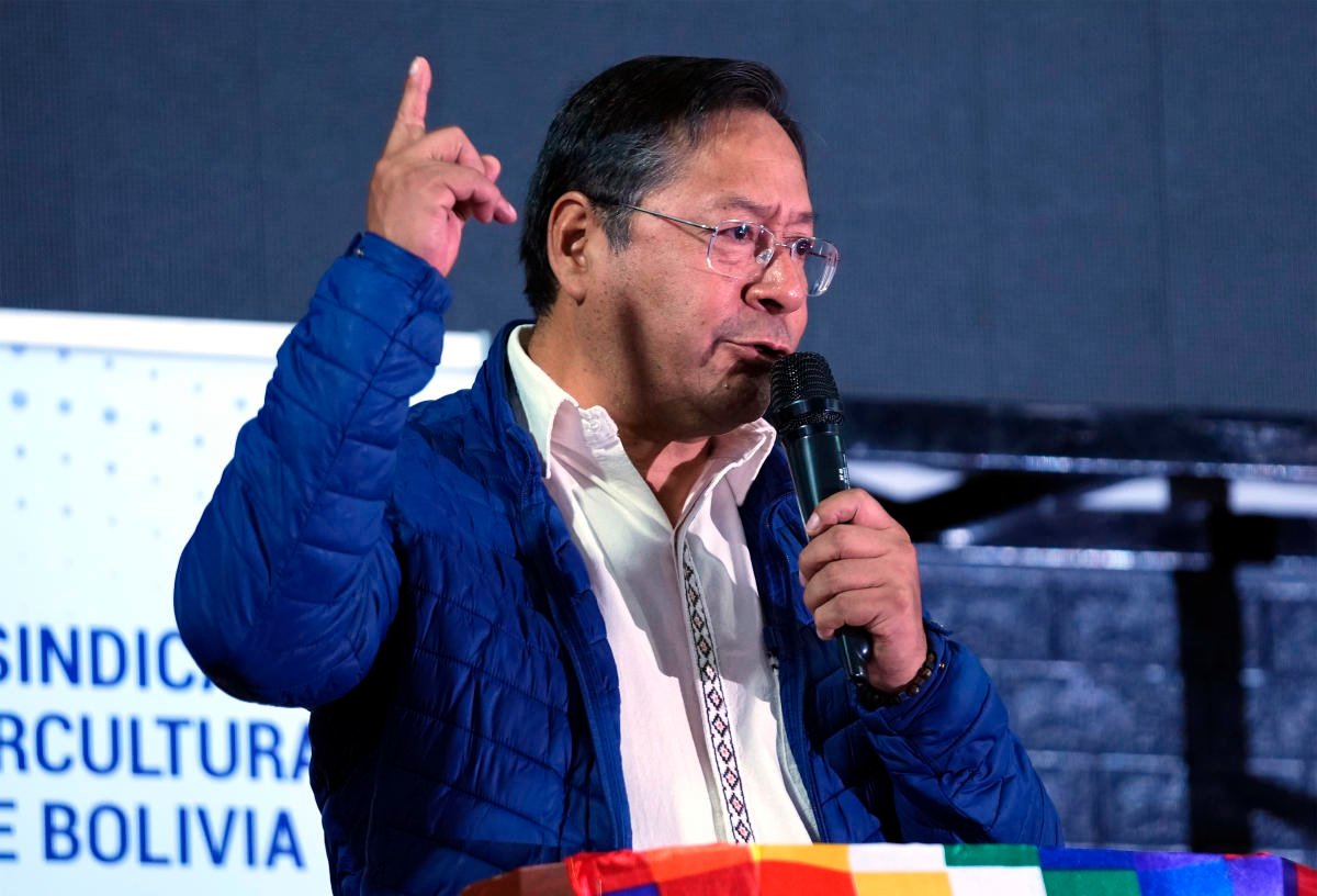 noticiaspuertosantacruz.com.ar - Imagen extraida de: https://finance.yahoo.com/news/bolivias-president-promises-public-votes-025022763.html