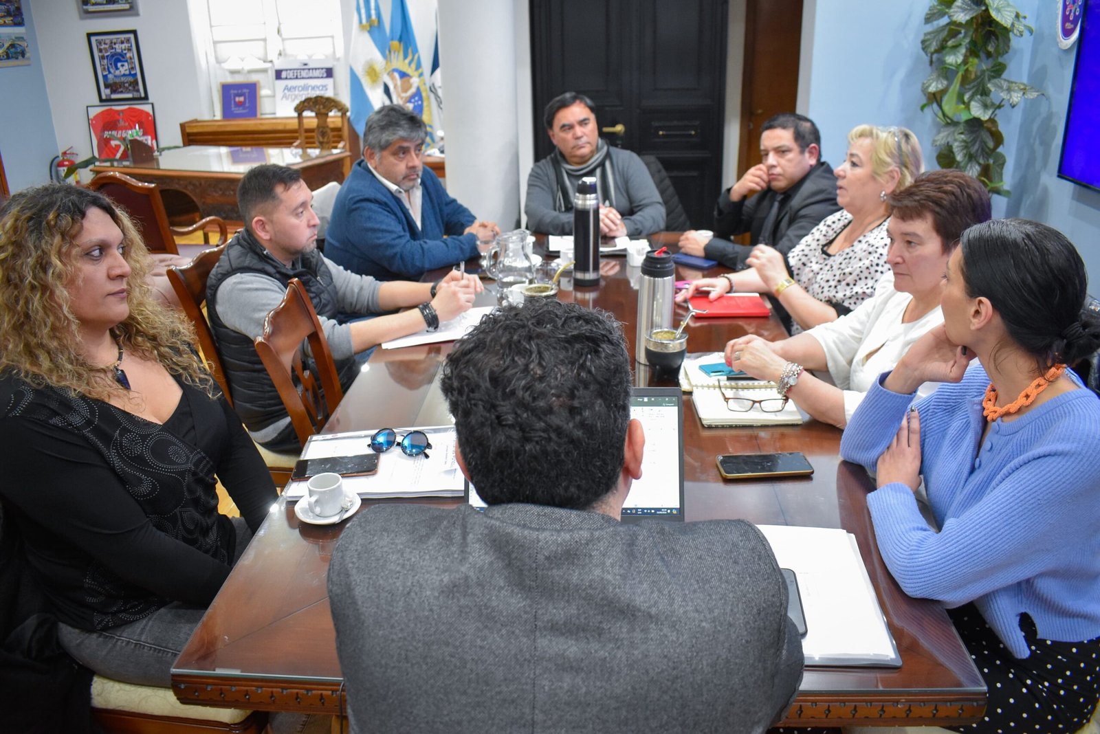 noticiaspuertosantacruz.com.ar - Imagen extraida de: https://www.riogallegos.gob.ar/noticias/municipio-acordo-con-el-soem-un-10-de-aumento-salarial-para-el-mes-de-agosto/