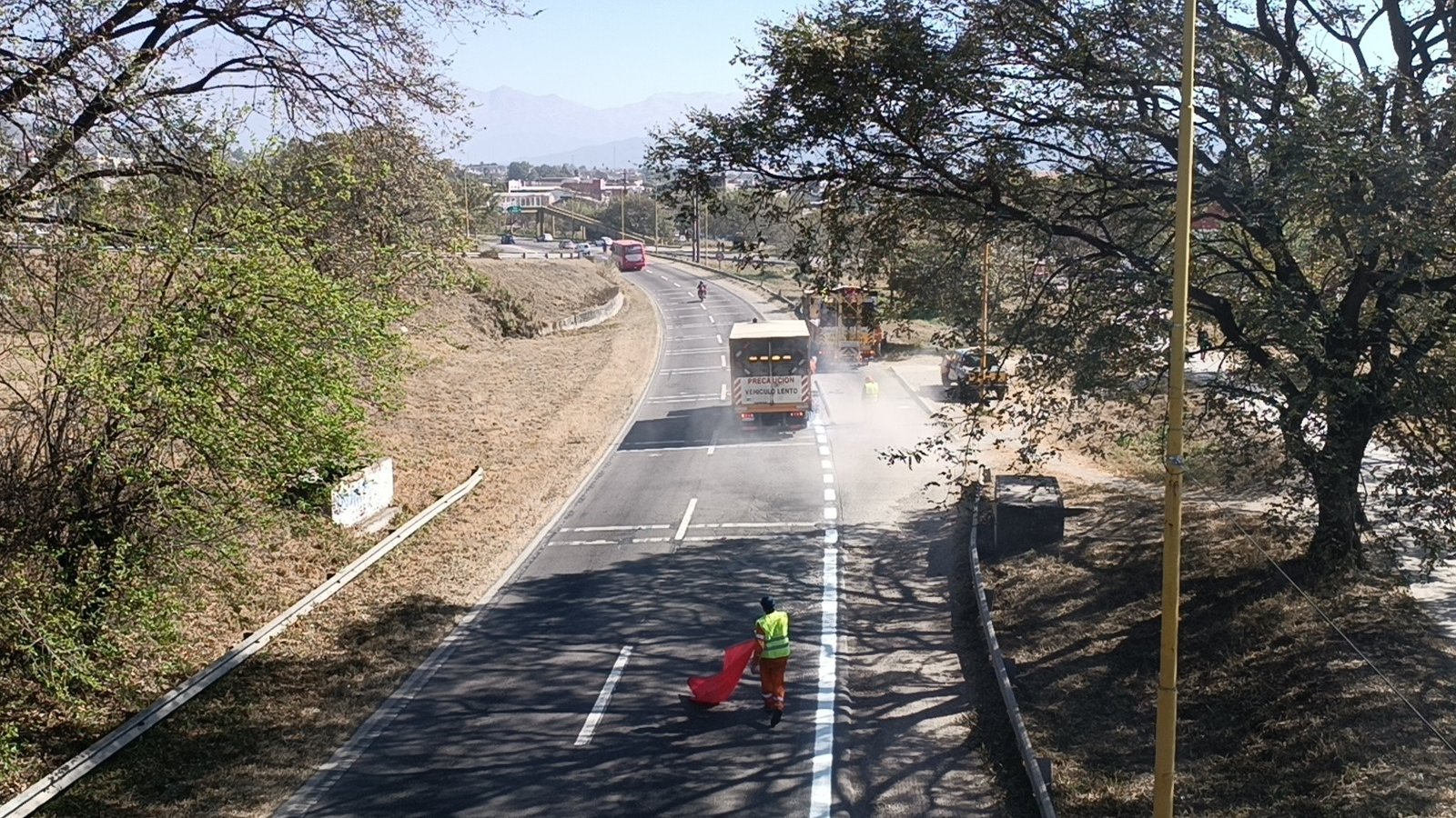 noticiaspuertosantacruz.com.ar - Imagen extraida de: https://elconstructor.com/jujuy-realizaron-tareas-de-conservacion-sobre-las-rutas-nacionales-de-la-provincia/