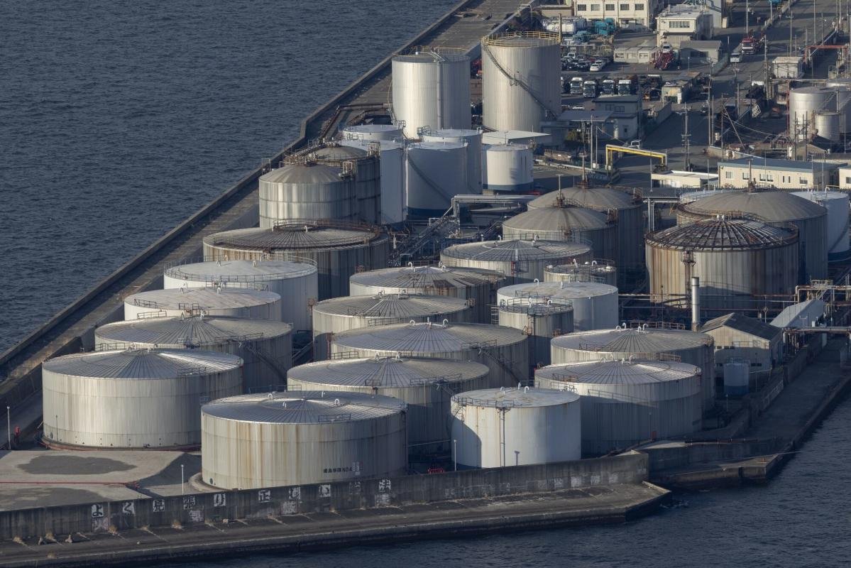 noticiaspuertosantacruz.com.ar - Imagen extraida de: https://finance.yahoo.com/news/oil-rebounds-technical-drop-us-232712585.html