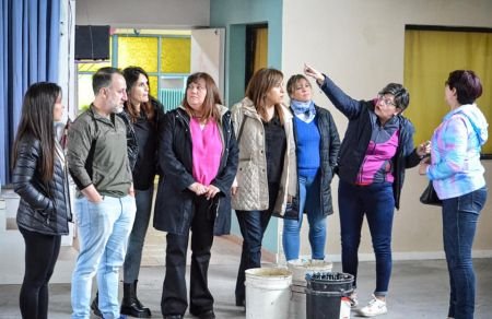 noticiaspuertosantacruz.com.ar - Imagen extraida de: https://noticias.santacruz.gob.ar/gestion/educacion/item/31202-la-presidenta-del-cpe-iris-rasgido-visito-escuelas-de-la-cuenca-carbonifera