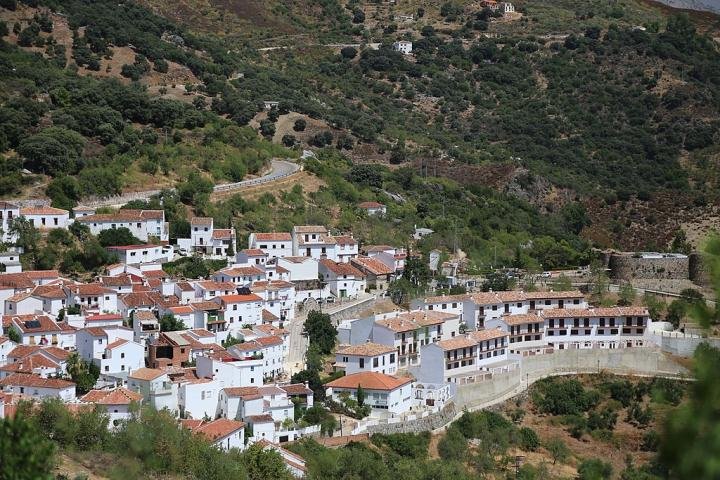 noticiaspuertosantacruz.com.ar - Imagen extraida de: https://www.huffingtonpost.es//sociedad/le-tocan-60000-euros-loteria-dinero-convierte-nueva-reina-fiestas-pueblo.html