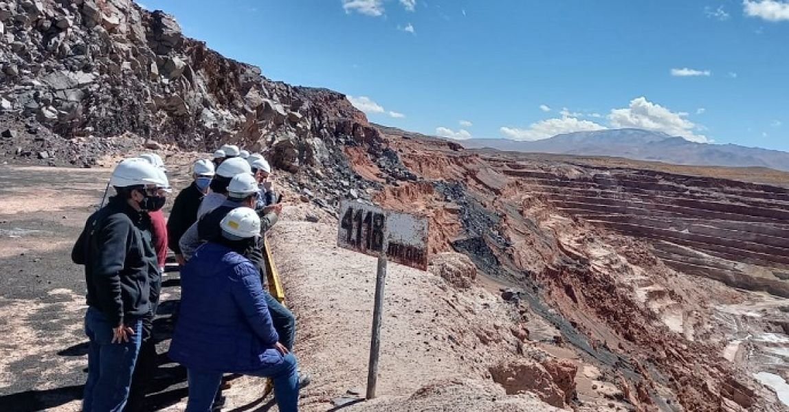 noticiaspuertosantacruz.com.ar - Imagen extraida de: https://elconstructor.com/empresas-mineras-en-salta-apuestan-al-rigi-para-inversiones-de-usd-9-mil-millones/