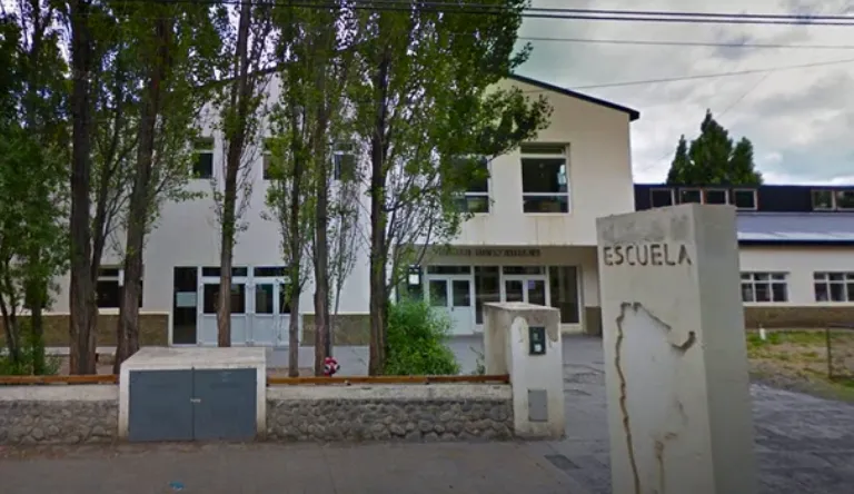 noticiaspuertosantacruz.com.ar - Imagen extraida de: https://ahoracalafate.com.ar//contenido/24430/ahora-suspension-total-de-clases-en-la-epp-89