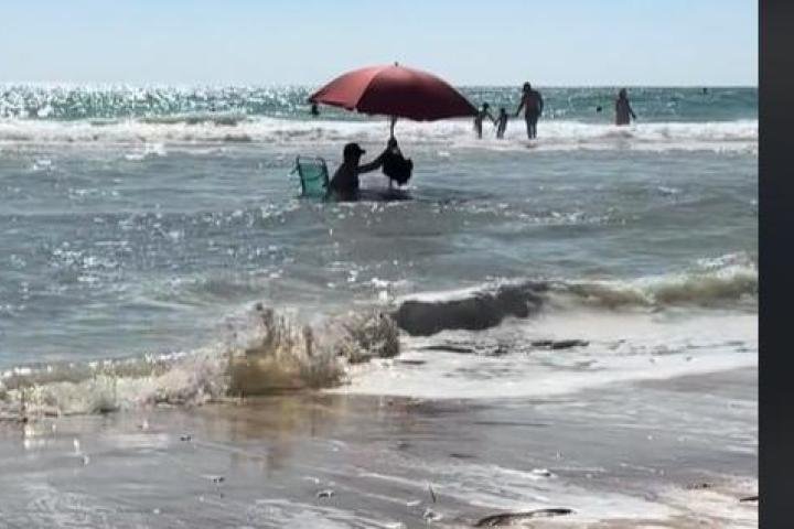 noticiaspuertosantacruz.com.ar - Imagen extraida de: https://www.huffingtonpost.es//virales/lo-visto-playa-cadiz-pasar-espana-primera-linea.html