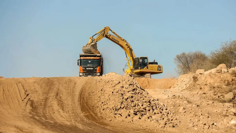 noticiaspuertosantacruz.com.ar - Imagen extraida de: https://www.construar.com.ar/2024/08/se-reactivaron-las-obras-viales-en-la-ruta-34/