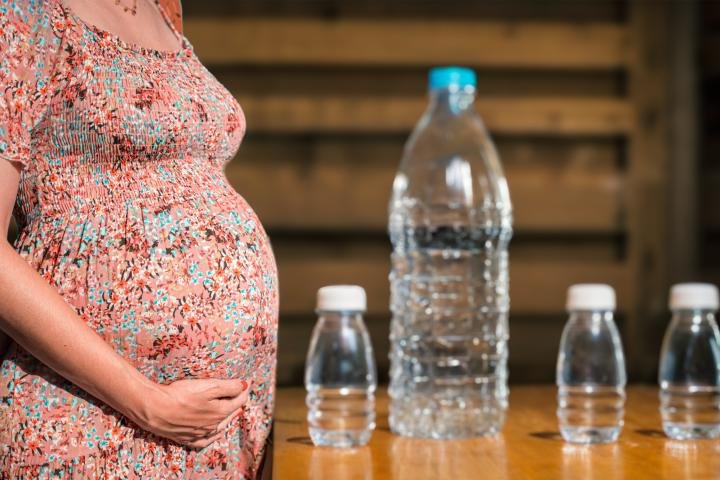 noticiaspuertosantacruz.com.ar - Imagen extraida de: https://www.huffingtonpost.es//life/hijos/los-cientificos-encuentran-vinculo-microplasticos-autismo-distincionnosnas.html