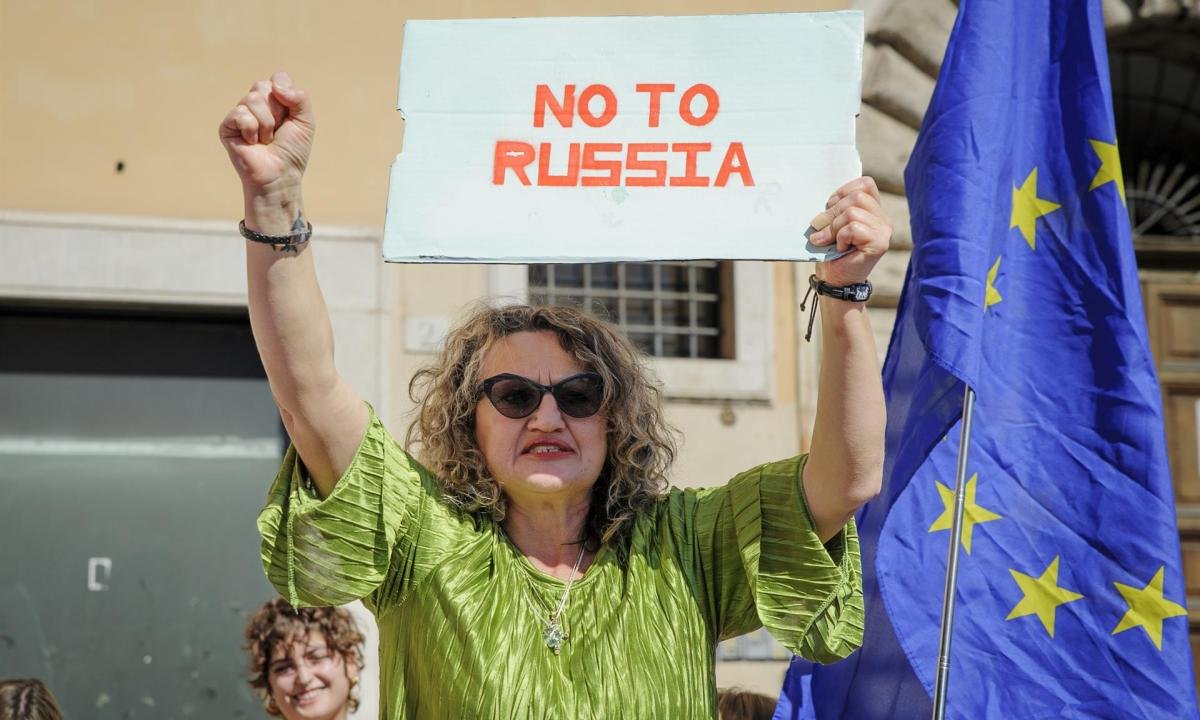 noticiaspuertosantacruz.com.ar - Imagen extraida de: https://www.huffingtonpost.es//global/rusia-asume-intromision-eeuu-temida-revolucion-colores-pais-amigobr.html