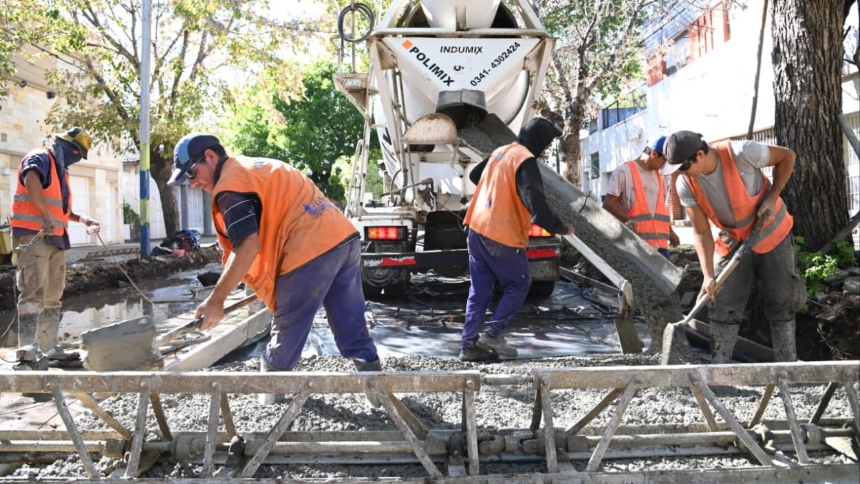 noticiaspuertosantacruz.com.ar - Imagen extraida de: https://www.construar.com.ar/2024/08/rosario-icitaron-las-obras-de-pavimento-definitivo-en-el-barrio-antartida-argentina/