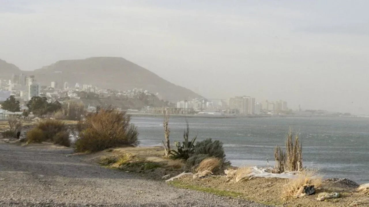 noticiaspuertosantacruz.com.ar - Imagen extraida de: https://adnsur.com.ar/comodoro/con-una-maxima-de-17--grados-y-viento-comienza-una-semana-que-tendra-altibajos-en-la-temperatura_a66e78e67a525f8ad4f7aea5f