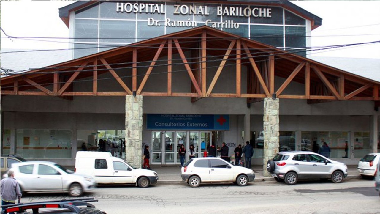 noticiaspuertosantacruz.com.ar - Imagen extraida de: https://adnsur.com.ar/sociedad/investigan-la-muerte-dudosa-de-una-mujer-en-bariloche--un-taxista-la-llevo-sin-vida-al-hospital_a66f96565a03e6f0f0ba057c6