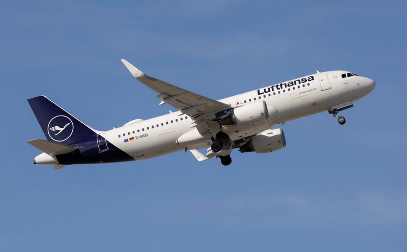 noticiaspuertosantacruz.com.ar - Imagen extraida de: https://finance.yahoo.com/news/lufthansa-weighs-cancelling-frankfurt-beijing-070948297.html