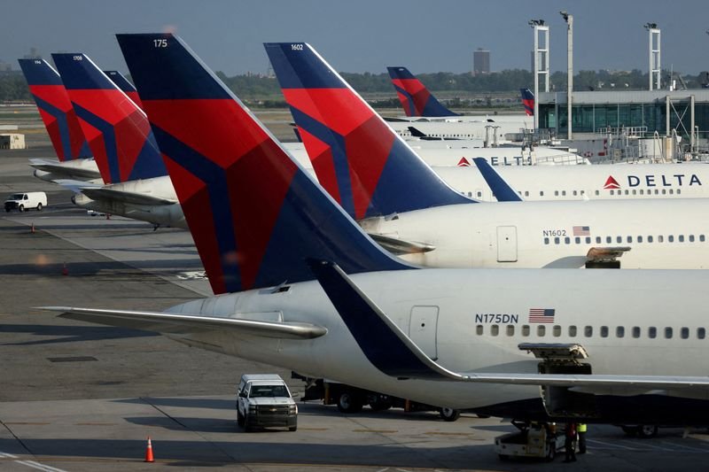 noticiaspuertosantacruz.com.ar - Imagen extraida de: https://finance.yahoo.com/news/delta-pause-flights-between-york-193752252.html