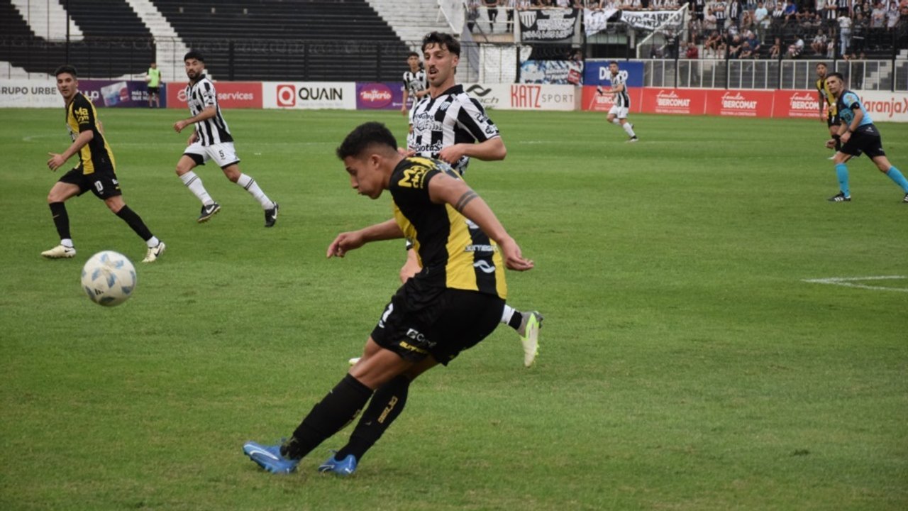 noticiaspuertosantacruz.com.ar - Imagen extraida de: https://adnsur.com.ar/deportes/deportivo-madryn-se-llevo-un-triunfazo-en-su-visita-a-chaco-for-ever_a66dcd8e018ccb7e71a56d3de