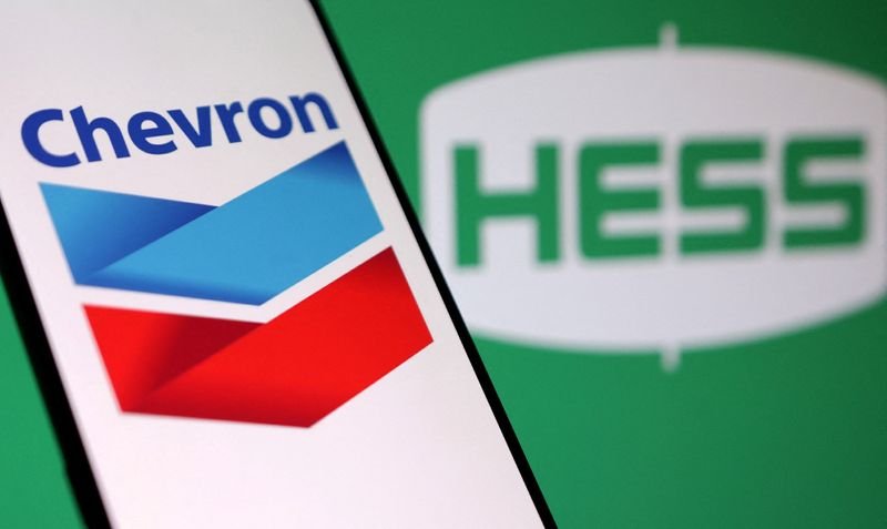 noticiaspuertosantacruz.com.ar - Imagen extraida de: https://finance.yahoo.com/news/chevron-agrees-hess-ceo-not-153234408.html