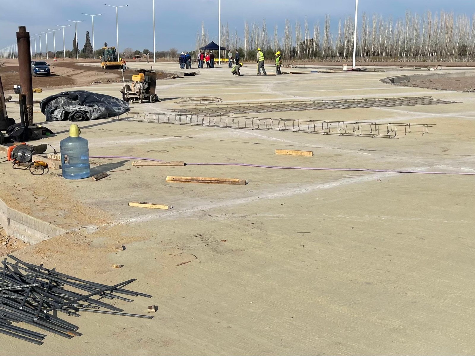 noticiaspuertosantacruz.com.ar - Imagen extraida de: https://elconstructor.com/mendoza-la-obra-de-la-primera-etapa-de-la-autopista-a-rivadavia-tiene-avance-de-48/