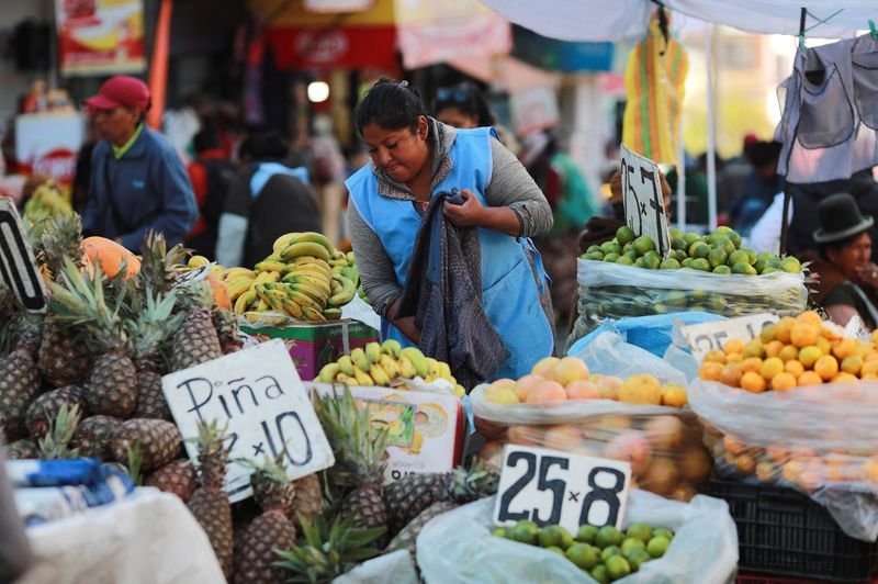 noticiaspuertosantacruz.com.ar - Imagen extraida de: https://finance.yahoo.com/news/bolivia-inflation-nears-decade-high-010138810.html