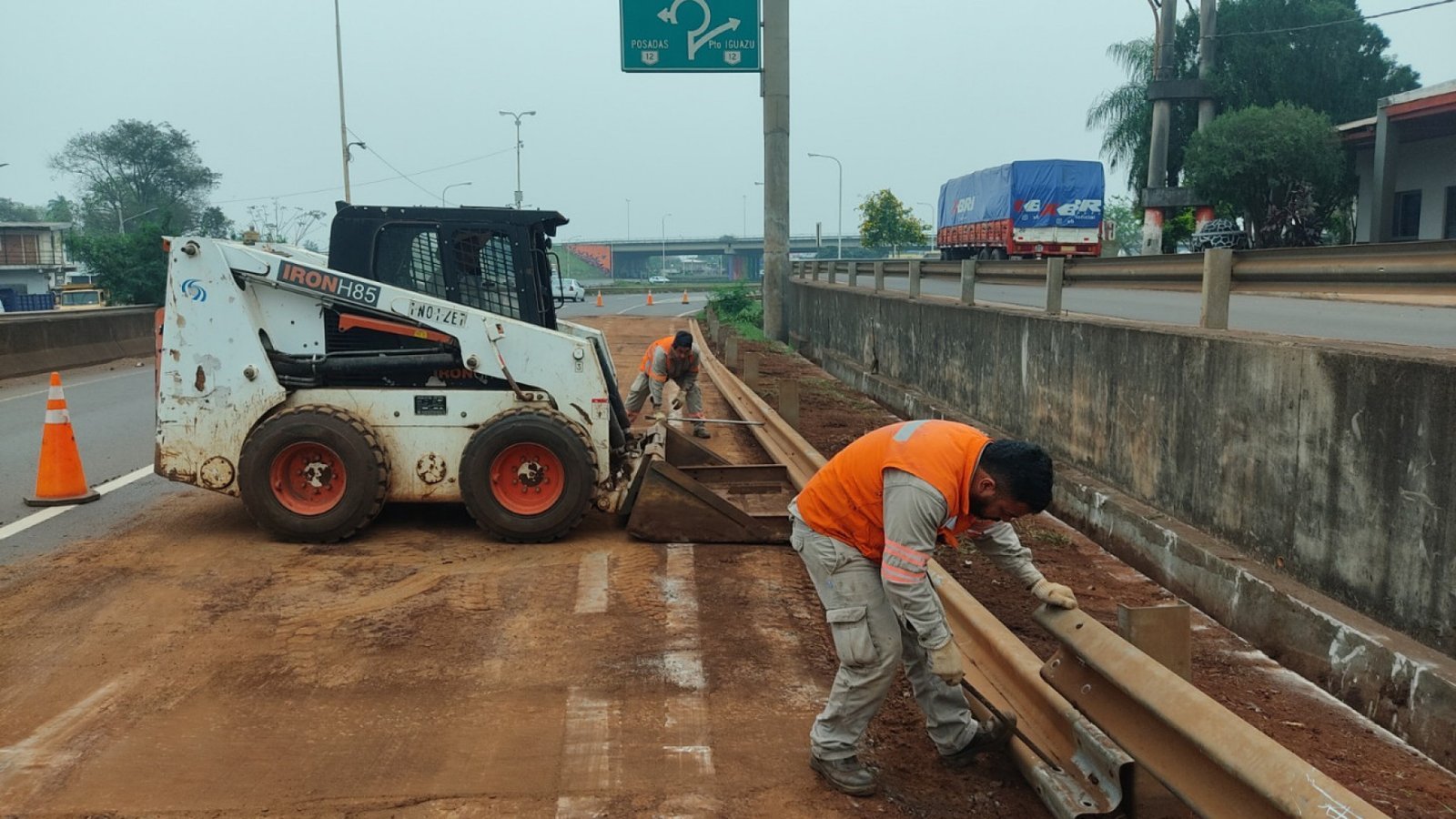 noticiaspuertosantacruz.com.ar - Imagen extraida de: https://elconstructor.com/misiones-avanzan-importantes-trabajos-en-el-nodo-vial-posadas-garupa/