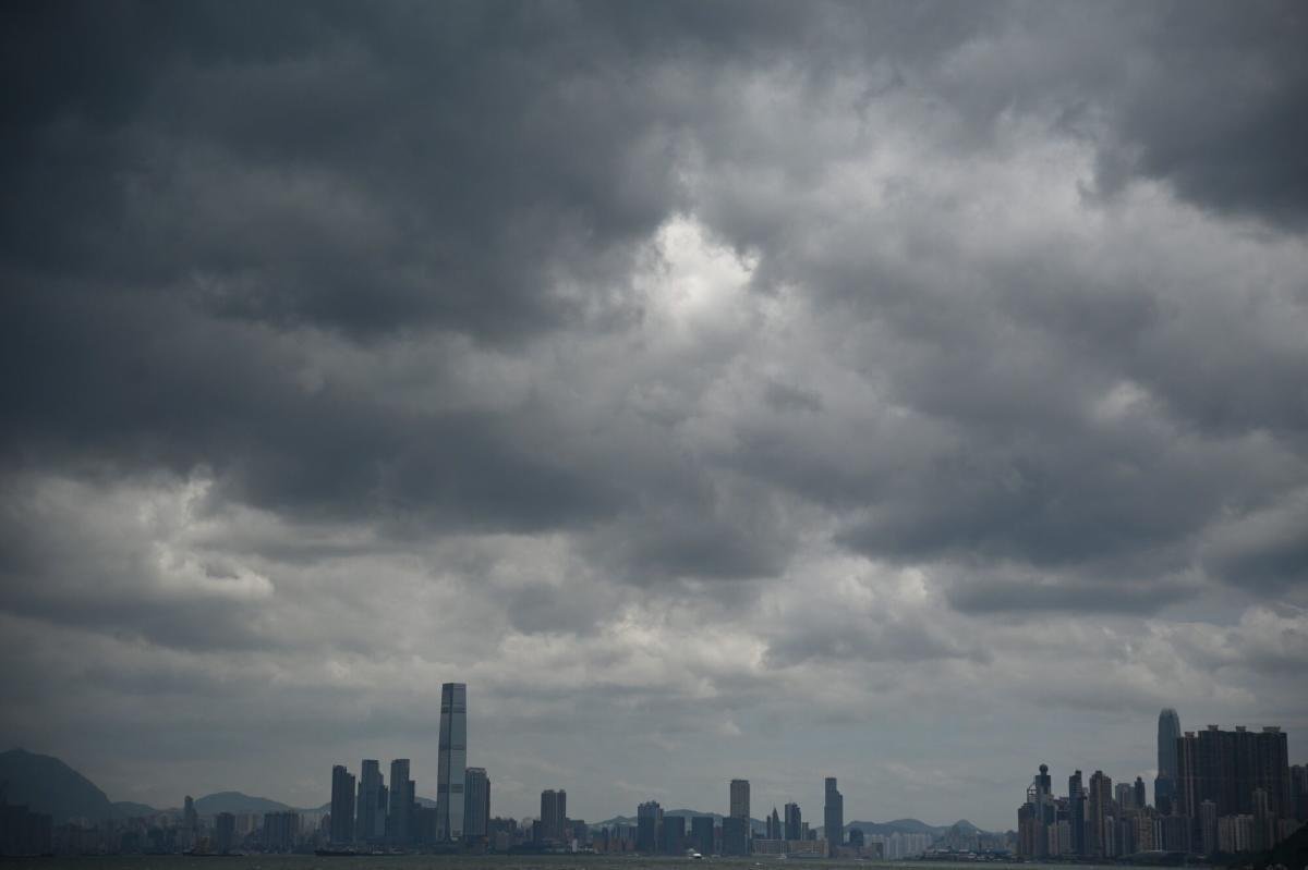 noticiaspuertosantacruz.com.ar - Imagen extraida de: https://finance.yahoo.com/news/super-typhoon-set-halt-hong-225610307.html