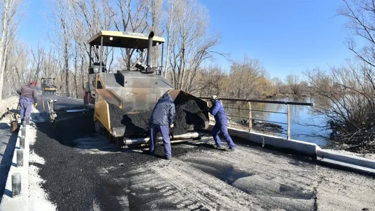 noticiaspuertosantacruz.com.ar - Imagen extraida de: https://www.construar.com.ar/2024/09/neuquen-tendra-un-plan-historico-de-obra-publica/