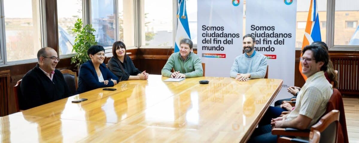 noticiaspuertosantacruz.com.ar - Imagen extraida de: https://www.tierradelfuego.gob.ar/blog/2024/09/30/el-gobernador-melella-presento-el-proyecto-para-la-recuperacion-de-la-historica-hosteria-yehuin/