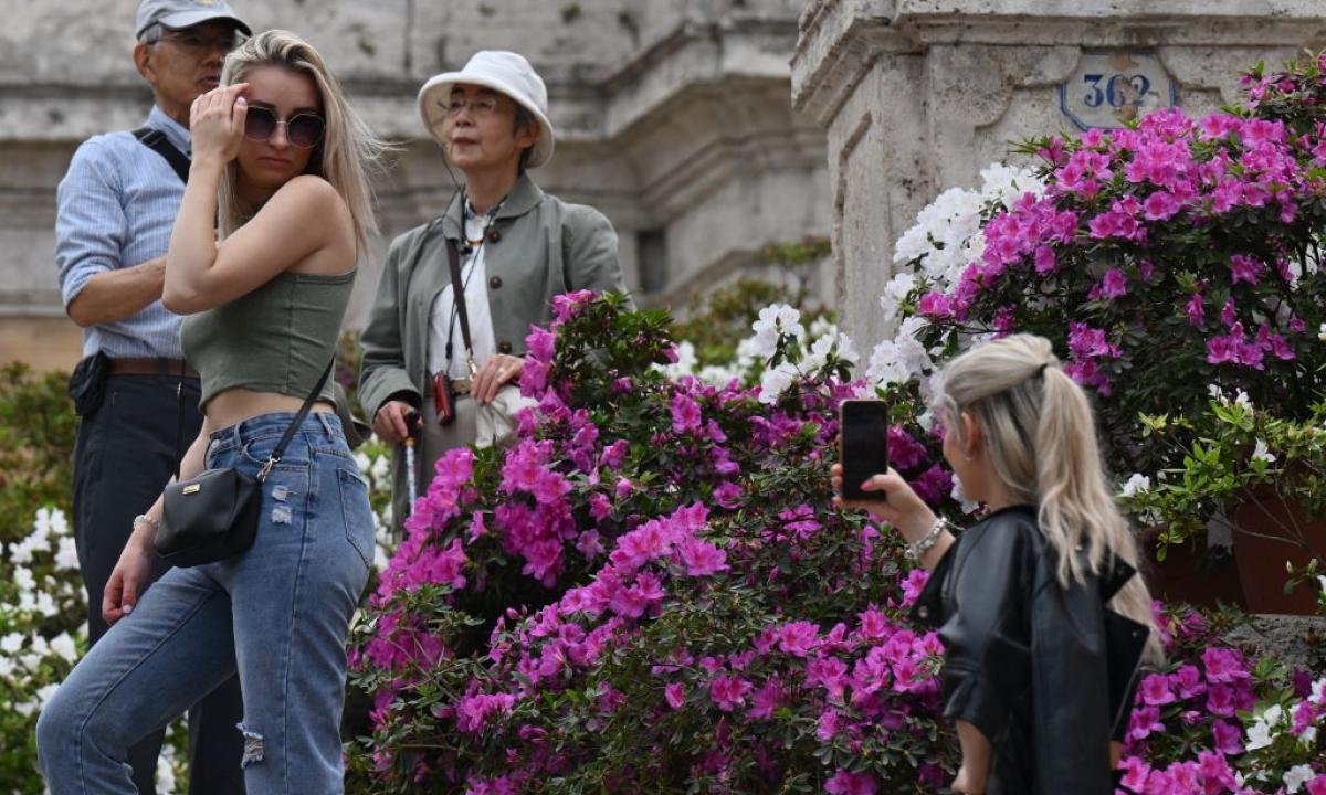 noticiaspuertosantacruz.com.ar - Imagen extraida de: https://www.huffingtonpost.es//sociedad/francia-e-italia-entran-guerra-legal-apropiarse-escalinatas-plaza-espana.html