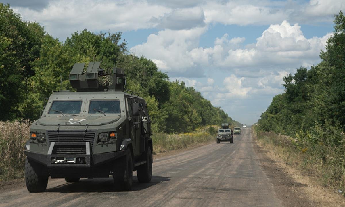 noticiaspuertosantacruz.com.ar - Imagen extraida de: https://www.huffingtonpost.es//global/confirman-presencia-vehiculos-militares-chinos-apoyando-rusia-batalla.html