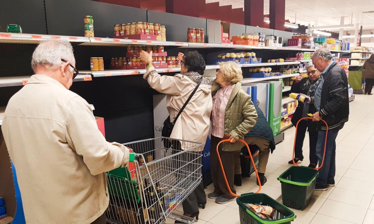 Horas Para Ligar En Los Supermercados Españoles ¿realidad O Mito Noticias Puerto Santa Cruz 2166