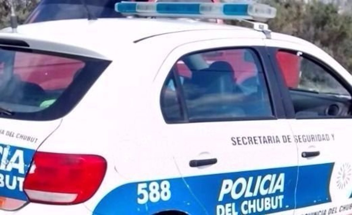 noticiaspuertosantacruz.com.ar - Imagen extraida de: https://adnsur.com.ar/policiales---judiciales/le-robaron-el-auto-que-usa-para-trabajar-en-comodoro-y-pide-ayuda-para-poder-encontrarlo_a670480b1523ee5e29b290540