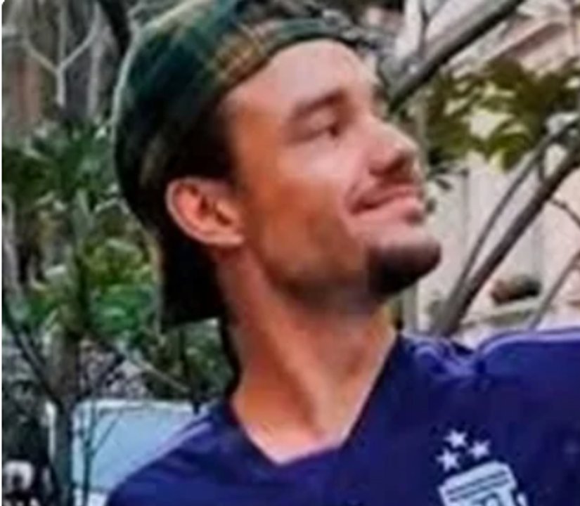 noticiaspuertosantacruz.com.ar - Imagen extraida de: https://adnsur.com.ar/cultura---espectaculos/se-revelo-el-ultimo-mensaje-que-envio-liam-payne-a-su-amiga-antes-de-su-tragica-muerte-en-argentina_a67119248fca2a4b3db4f152e