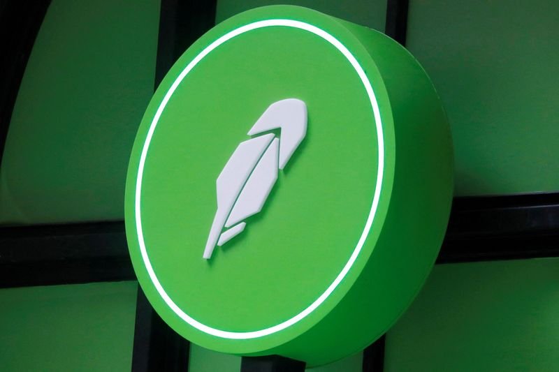 noticiaspuertosantacruz.com.ar - Imagen extraida de: https://finance.yahoo.com/news/robinhood-launches-desktop-platform-adds-223425318.html