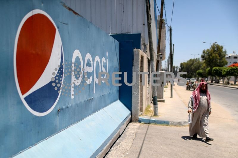 noticiaspuertosantacruz.com.ar - Imagen extraida de: https://finance.yahoo.com/news/exclusive-west-bank-pepsi-coke-040507469.html