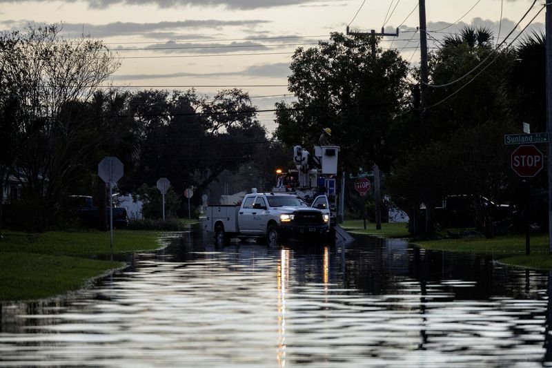 noticiaspuertosantacruz.com.ar - Imagen extraida de: https://finance.yahoo.com/news/factbox-homeowner-insurers-responses-hurricane-101521608.html