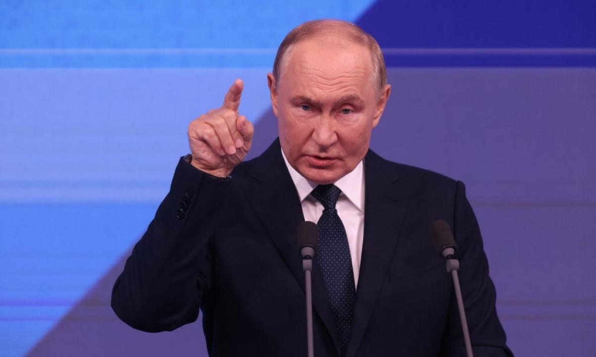 noticiaspuertosantacruz.com.ar - Imagen extraida de: https://www.huffingtonpost.es//global/putin-fulmina-relevo-embajador-ruso-eeuu-plena-amenaza-nuclear.html