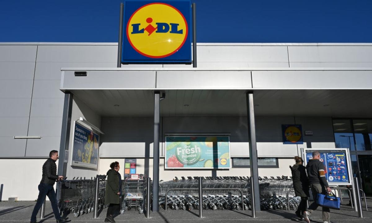 noticiaspuertosantacruz.com.ar - Imagen extraida de: https://www.huffingtonpost.es//life/consumo/lidl-rompe-todos-competidores-oferta-flash-producto-estrella-teletrabajo-999-euros.html